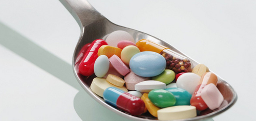 常備藥別急著吃，先看看有沒有變質(zhì)！